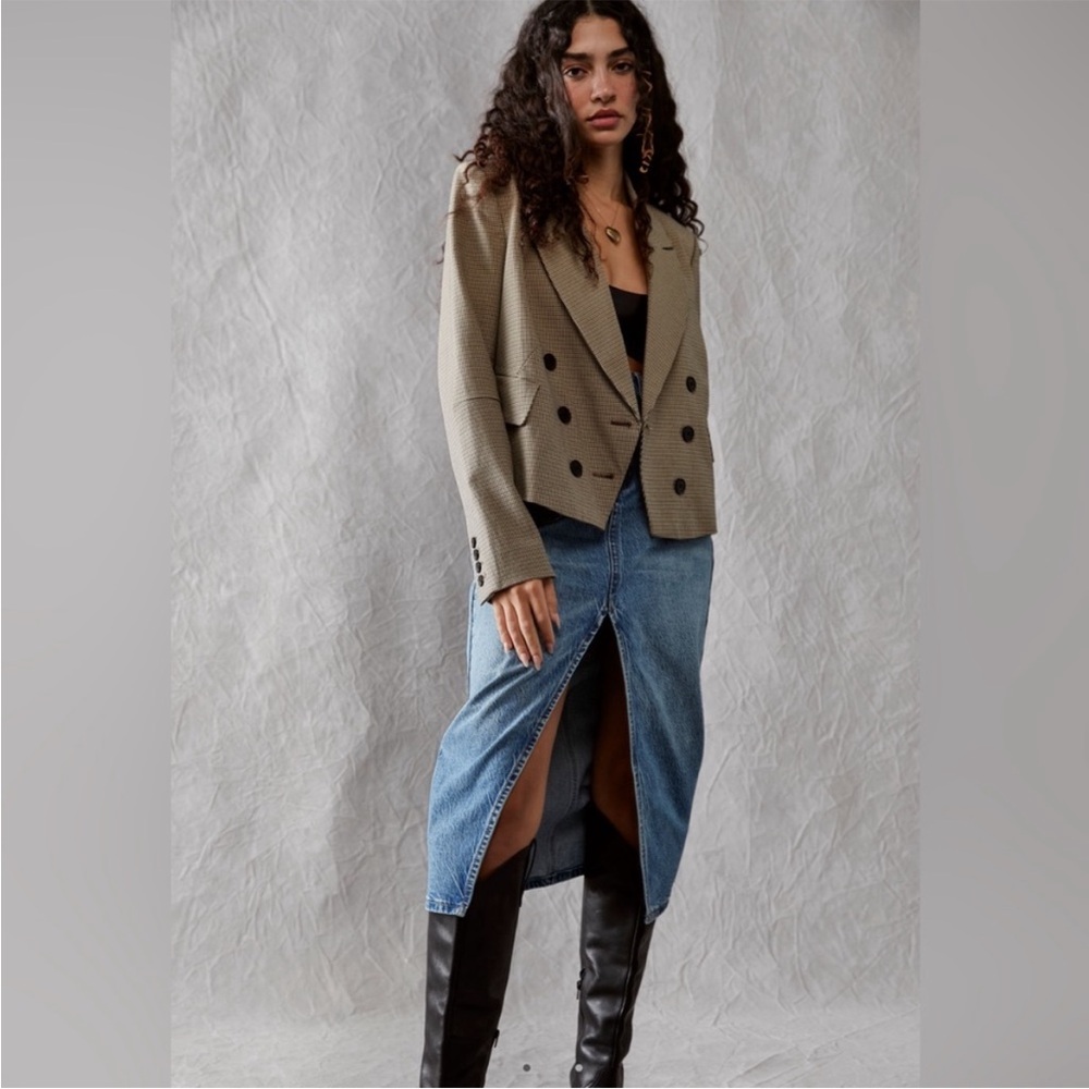 Free People Betty Blazer in Plaid Brown Sz M 
NWOT